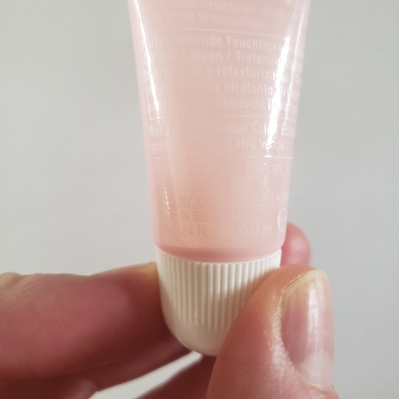 NWT Clinique Moisture Surge Lip Hydro Plump Treatment - Picture 5 of 5